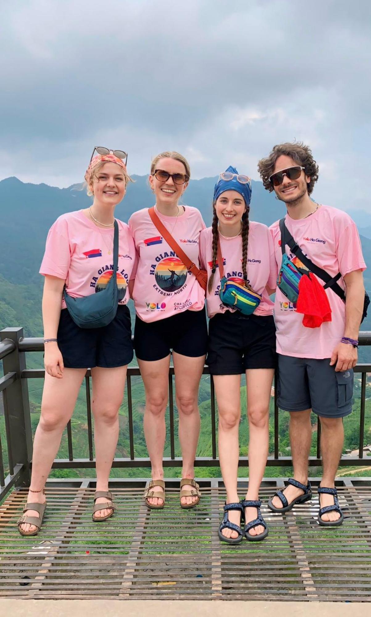 Yolo Ha Giang Adventures, Motorbike And Loop Tours Hotel Ngoại thất bức ảnh