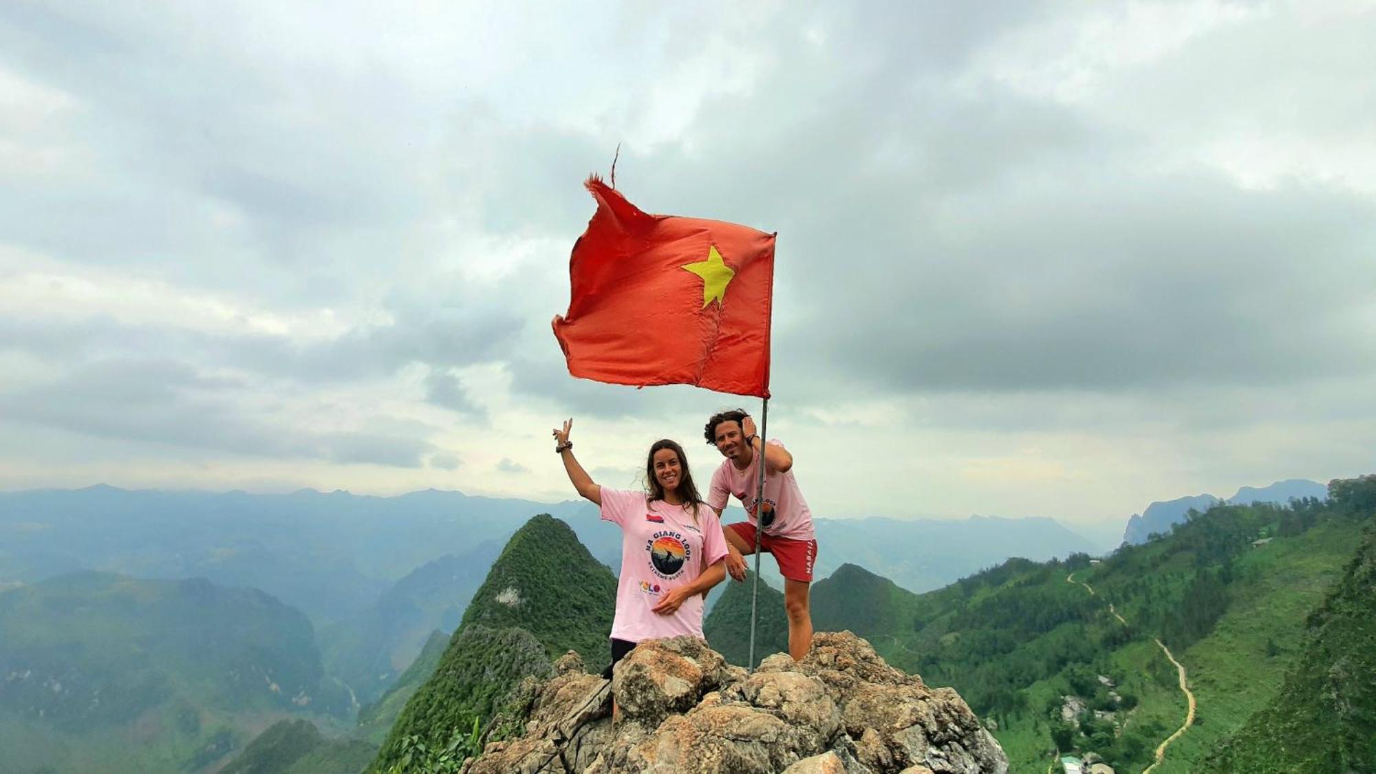 Yolo Ha Giang Adventures, Motorbike And Loop Tours Hotel Ngoại thất bức ảnh