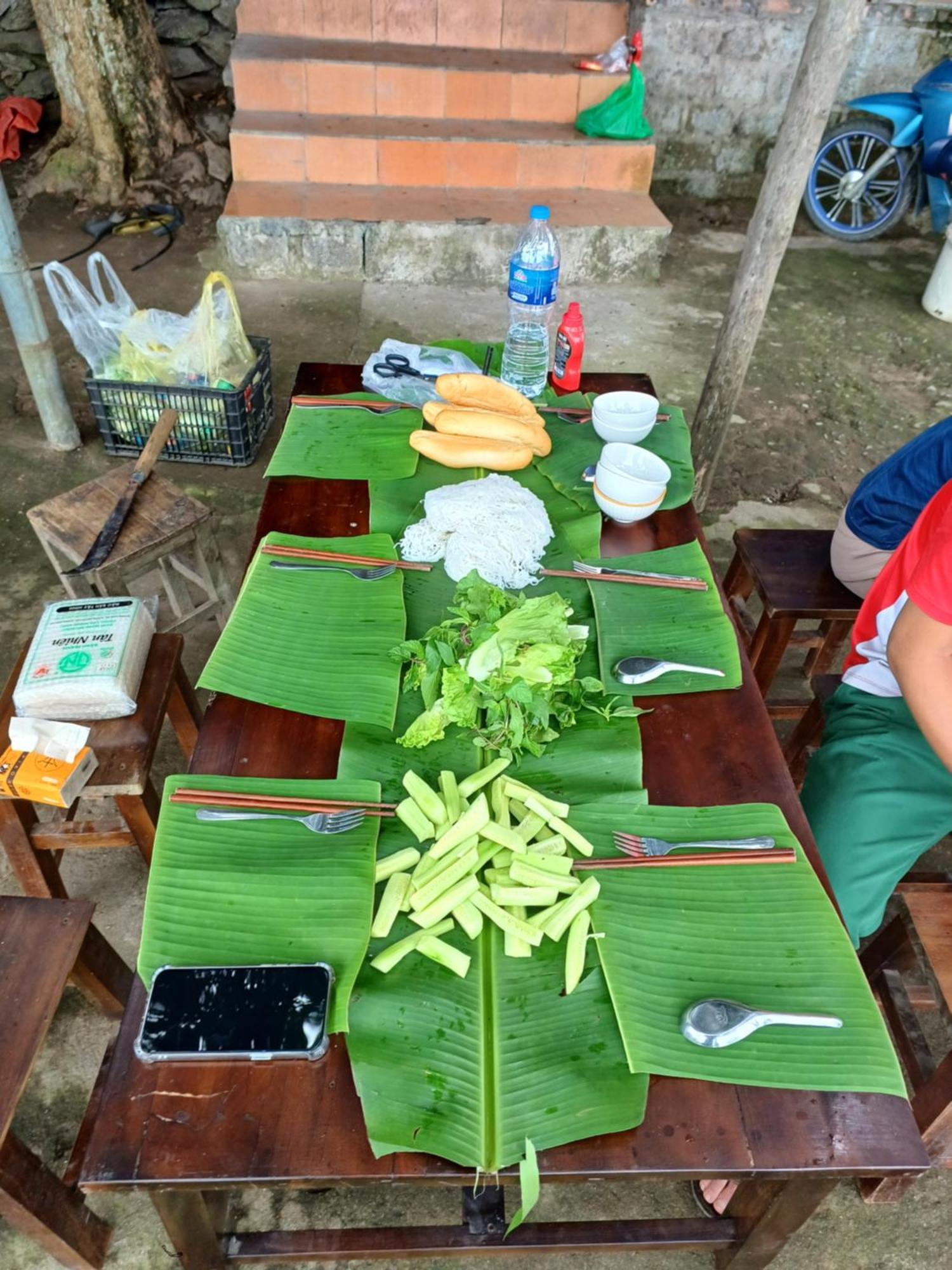 Yolo Ha Giang Adventures, Motorbike And Loop Tours Hotel Ngoại thất bức ảnh